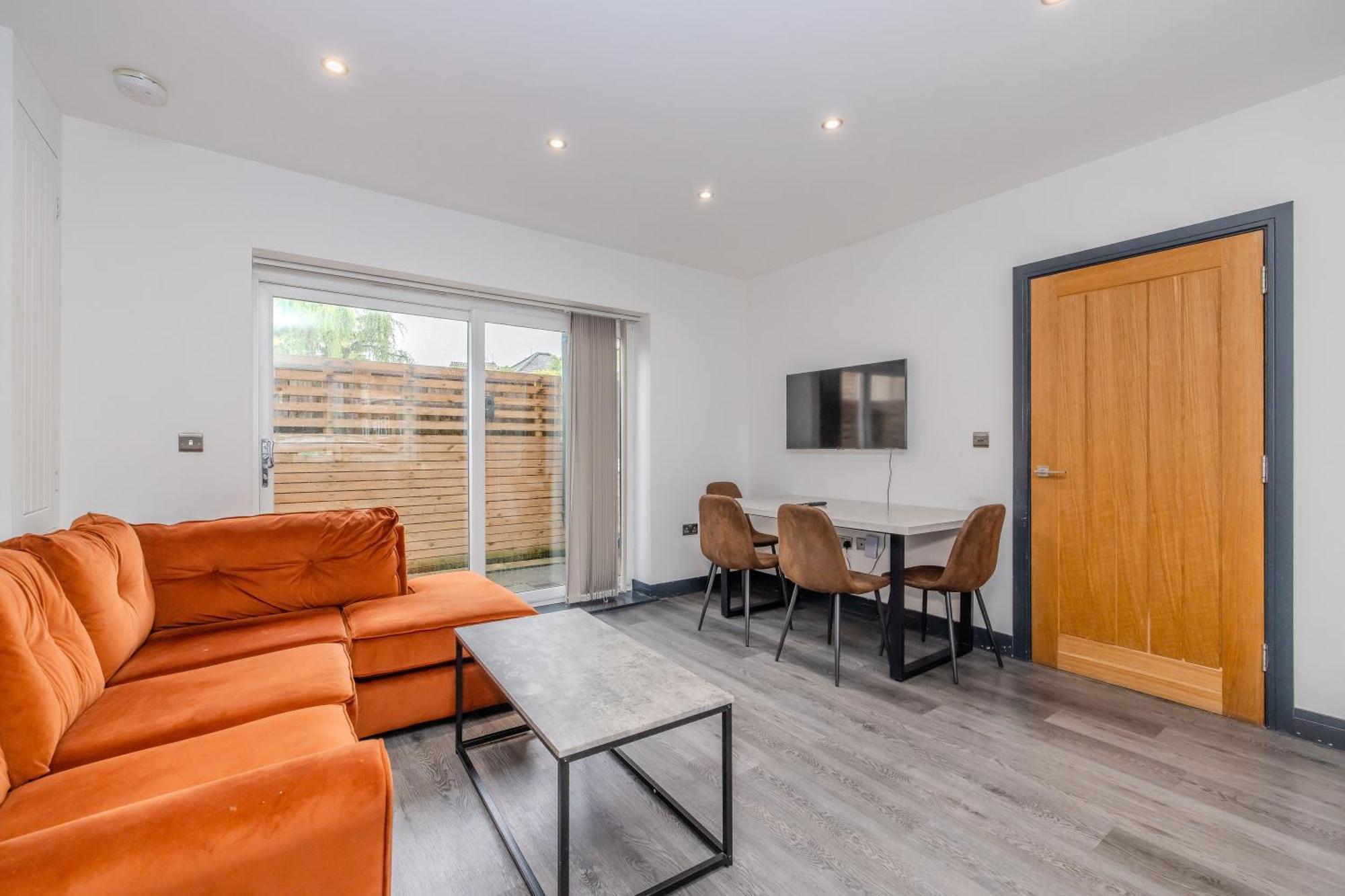 Central Hove 3 Bedroom Flat Bn340Awil Bagian luar foto